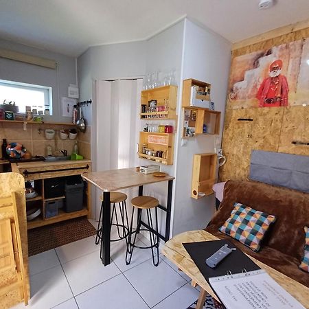 Studio 10M2, Terrasse 18M2 , Parking, Piscine Et Accueille Les Animaux Quissac  Екстер'єр фото