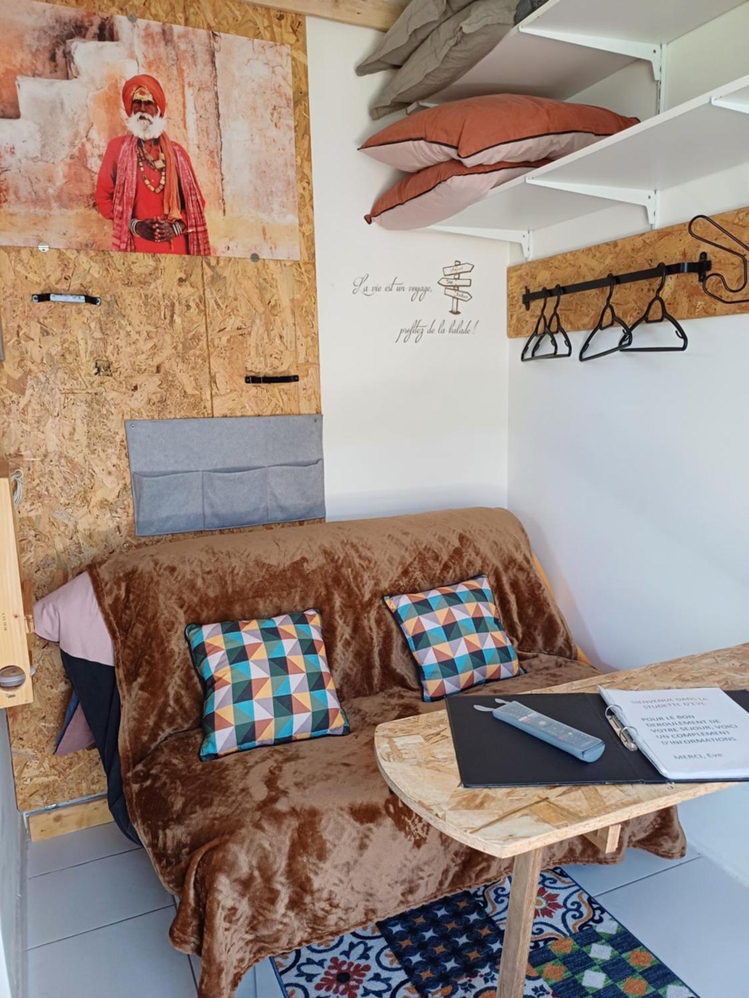Studio 10M2, Terrasse 18M2 , Parking, Piscine Et Accueille Les Animaux Quissac  Екстер'єр фото